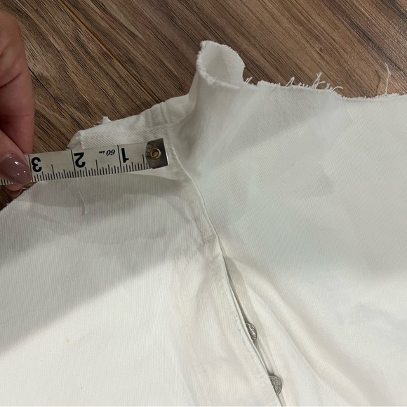 NWT Citizens of Humanity Annabelle Vintage Cutoff Denim Shorts in White - Picture 9 of 16